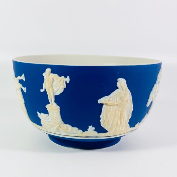 RARE !! Vintage Wedgwood Cobalt Blue Jasperware Creamer and Sugar Bowl - Picture 9 of 12